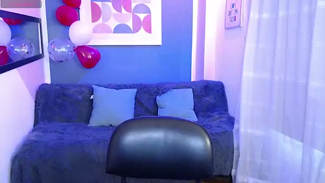 Snapshot of Nyxx_Velariia chatting on February 16, 2026, 2:16 pm Nyxx Velariia online show from February 16, 2026, 2:16 pm