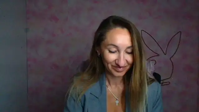 Diana Sweeet  online show from March 16, 2026, 6:39 am