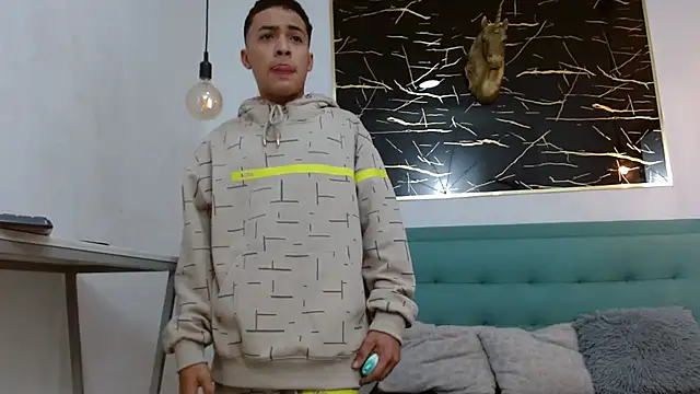 MarcusLux  online show from January 15, 2026, 11:46 am