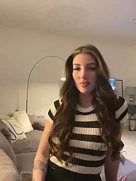 NovaLushhh online show from February 27, 2026, 5:46 pm