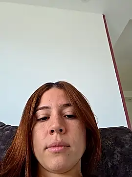 Snapshot of dani_ferreer1 chatting on February 25, 2026, 6:41 pm dani ferreer1 online show from February 25, 2026, 6:41 pm