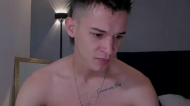 Snapshot of DrakeCarter chatting on February 24, 2026, 1:39 am DrakeCarter online show from February 24, 2026, 1:39 am