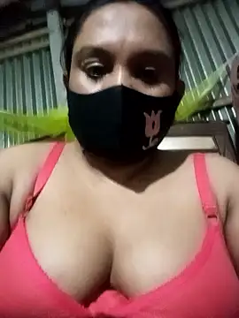 Snapshot of Hot_queen3210 chatting on January 15, 2026, 4:54 pm Hot queen3210 online show from January 15, 2026, 4:54 pm