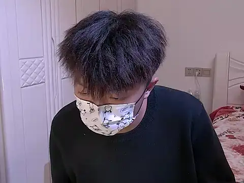 Snapshot of Chocolates-001 chatting on January 15, 2026, 11:02 am Chocolates-001 online show from January 15, 2026, 11:02 am