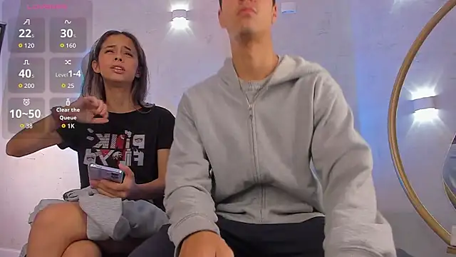 Snapshot of bastian_and_samantha chatting on February 4, 2026, 5:24 am bastian and samantha online show from February 4, 2026, 5:24 am