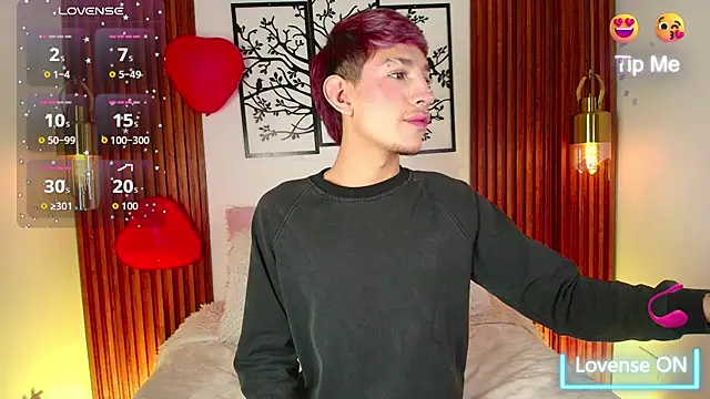 Snapshot of Taylor_Snow chatting on February 19, 2026, 8:39 pm Taylor Snow online show from February 19, 2026, 8:39 pm