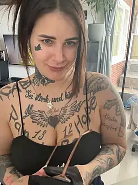 NyxTattoo online show from April 16, 2026, 8:59 am