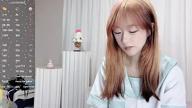 qingqing love2025 online show from May 23, 2026, 6:29 pm