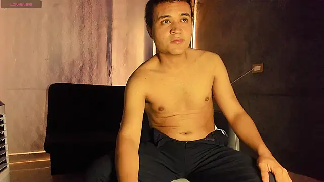 Snapshot of Alex_NovaX1 chatting on January 14, 2026, 1:48 pm Alex NovaX1 online show from January 14, 2026, 1:48 pm