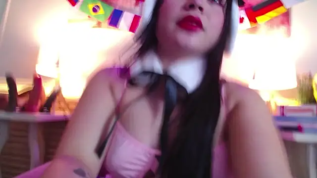 Veroo Hotlips online show from July 5, 2026, 8:15 pm