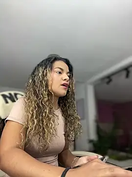 AngelPinkk  online show from June 18, 2026, 12:09 am