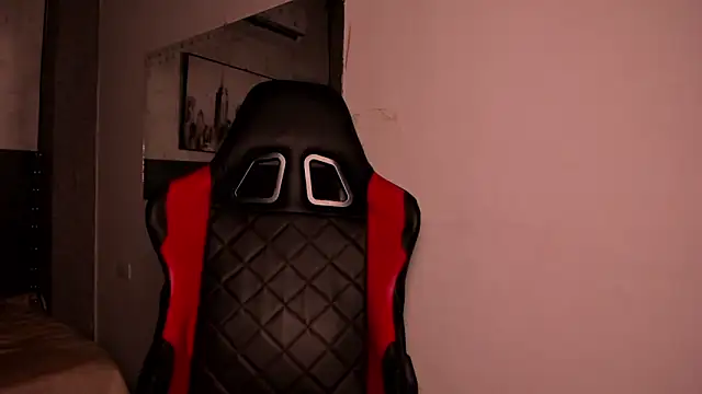 Tinyscarlett online show from February 12, 2026, 1:05 am