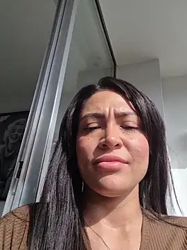 Ina Jody  online show from May 27, 2026, 8:27 pm
