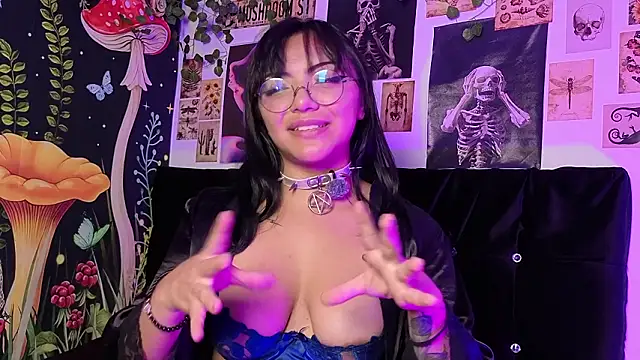 Snapshot of victoriia_thompson chatting on February 25, 2026, 9:14 pm victoriia thompson online show from February 25, 2026, 9:14 pm