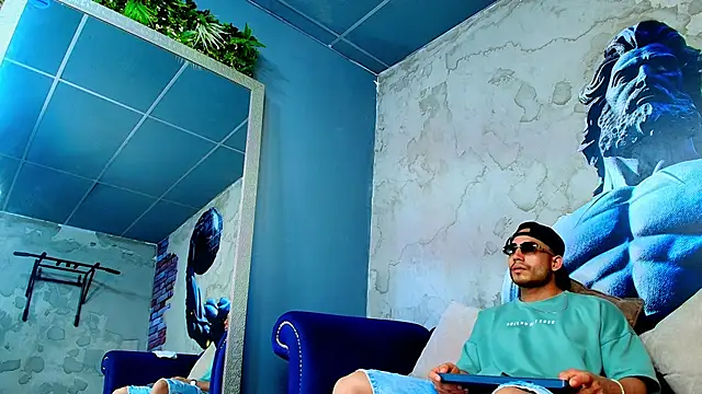 Vans Ross online show from March 19, 2026, 7:36 pm