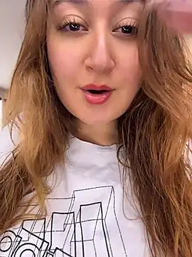 SalomeFlores online show from July 28, 2026, 7:26 pm