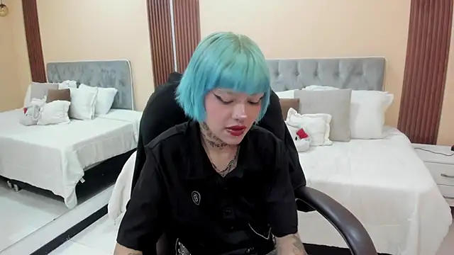 Snapshot of Bela_Craxkerr chatting on June 7, 2026, 12:32 pm Bela Craxkerr online show from June 7, 2026, 12:32 pm