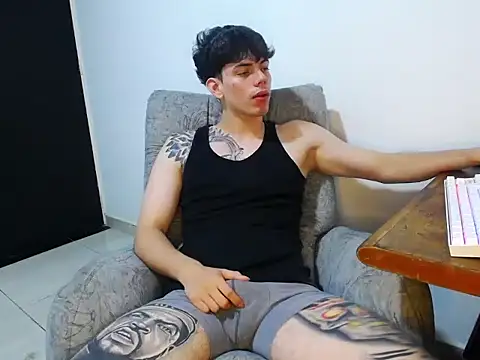 Snapshot of Joshh_miller chatting on February 18, 2026, 4:54 am Joshh miller online show from February 18, 2026, 4:54 am