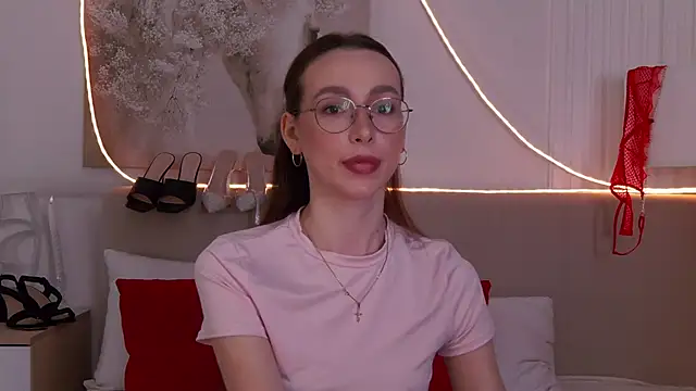 Emily Simon online show from March 18, 2026, 4:26 am