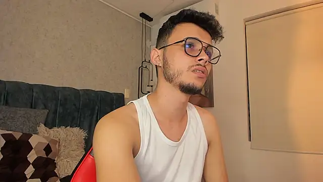 Alhan Twink online show from July 23, 2026, 5:16 am