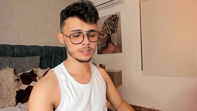 Alhan Twink online show from July 16, 2026, 7:38 am