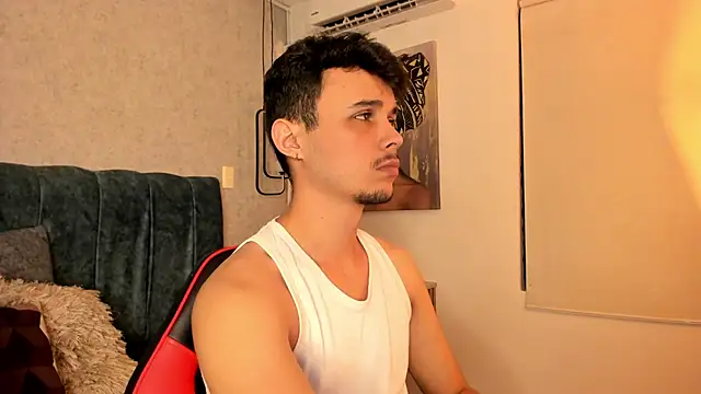 Alhan Twink online show from July 1, 2026, 4:24 am