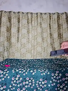 Forest Queen online show from March 9, 2026, 5:27 pm