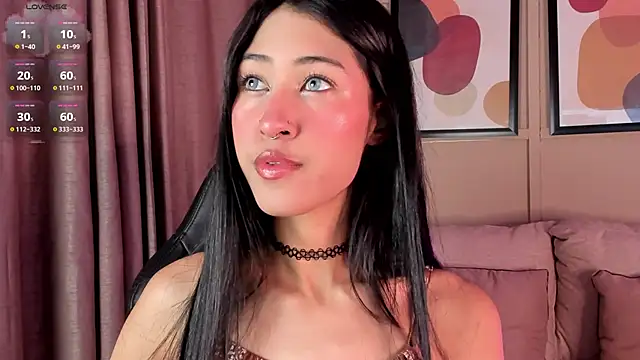 internett sweetheart online show from May 15, 2026, 6:33 am