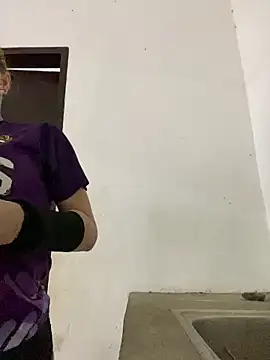 Snapshot of Danaya18 chatting on January 15, 2026, 12:52 pm Danaya18 online show from January 15, 2026, 12:52 pm