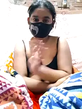 Hot Sweeti online show from February 7, 2026, 11:07 am