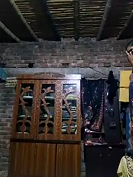 Snapshot of Hot_Sweeti chatting on March 19, 2026, 2:39 pm Hot Sweeti online show from March 19, 2026, 2:39 pm