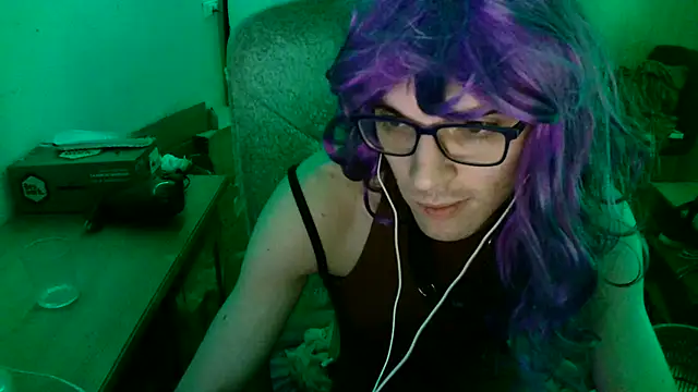 DairaSissy online show from June 22, 2026, 12:16 am