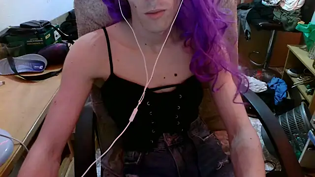DairaSissy online show from June 23, 2026, 5:55 pm