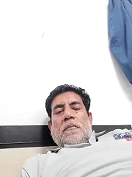 Aafreen999 online show from February 15, 2026, 4:39 pm