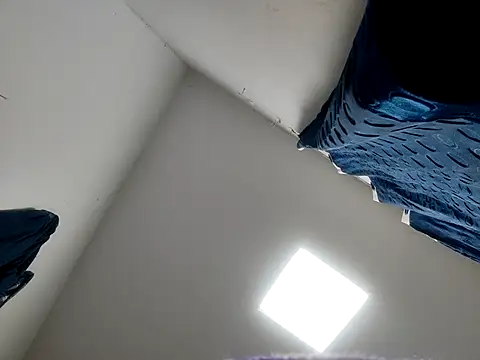 Aafreen999 online show from February 2, 2026, 6:51 pm