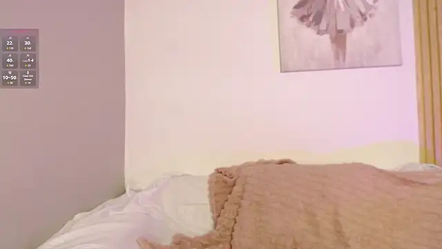 chloe peach  online show from March 29, 2026, 12:40 pm