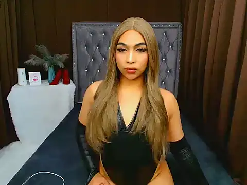 Snapshot of Clea_Moore chatting on February 25, 2026, 6:35 am Clea Moore online show from February 25, 2026, 6:35 am