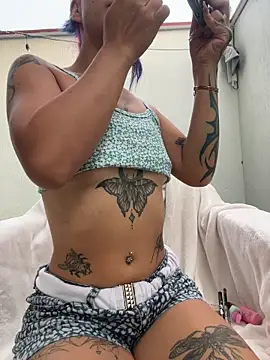 Namii cute online show from February 15, 2026, 11:53 am