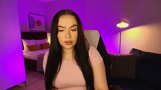 Snapshot of tinafox_ chatting on February 6, 2026, 8:10 am tinafox online show from February 6, 2026, 8:10 am