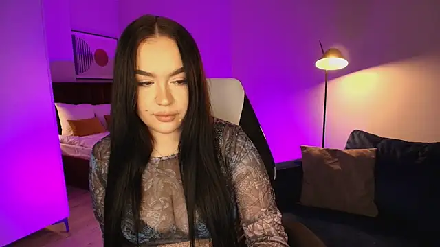 Snapshot of tinafox_ chatting on February 8, 2026, 8:12 am tinafox online show from February 8, 2026, 8:12 am