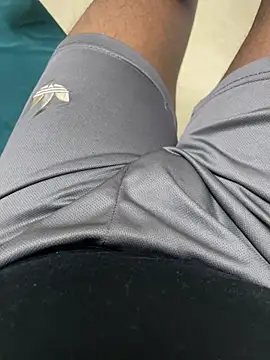 Snapshot of Yourdhiraj chatting on February 13, 2026, 7:25 pm Yourdhiraj online show from February 13, 2026, 7:25 pm