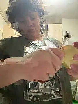 RavenEllieUniverse online show from February 24, 2026, 3:40 am