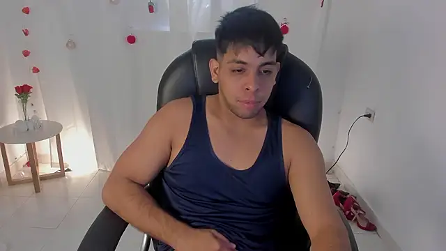 Snapshot of shooting_wilson chatting on February 18, 2026, 6:37 pm shooting wilson online show from February 18, 2026, 6:37 pm