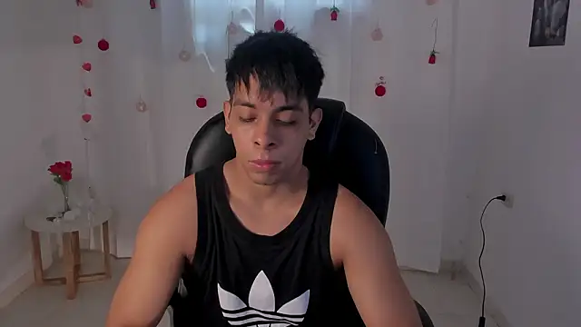 Snapshot of shooting_wilson chatting on February 27, 2026, 4:51 pm shooting wilson online show from February 27, 2026, 4:51 pm