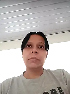 Snapshot of RossyAlvarez chatting on April 14, 2026, 8:58 pm RossyAlvarez online show from April 14, 2026, 8:58 pm