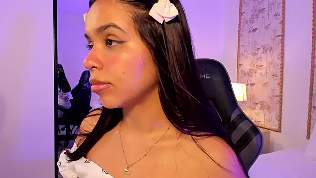 Snapshot of rubby_grundy chatting on February 22, 2026, 8:28 am rubby grundy online show from February 22, 2026, 8:28 am