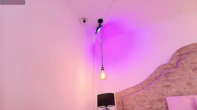 ShadowLune online show from February 6, 2026, 7:32 pm