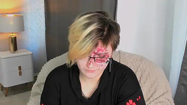 Snapshot of ABSI_GLITCH chatting on February 18, 2026, 10:33 am ABSI GLITCH online show from February 18, 2026, 10:33 am