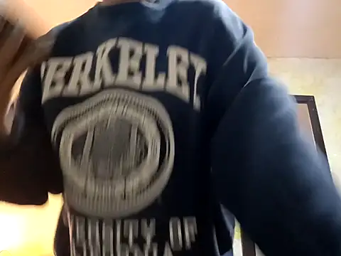 Snapshot of Raven__5 chatting on February 4, 2026, 4:29 am Raven 5 online show from February 4, 2026, 4:29 am