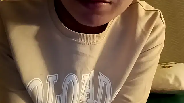 Snapshot of Raven__5 chatting on February 20, 2026, 4:09 am Raven 5 online show from February 20, 2026, 4:09 am